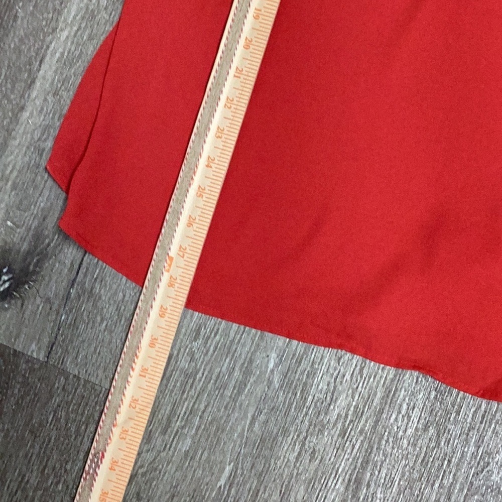 Karen Kane Red Tiered Flutter Sleeve Blouse – Size 2X - Picture 9 of 9